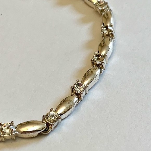 Avon Silver Tone Rhinestone Tennis Bracelet. 7” Long - Picture 2 of 7